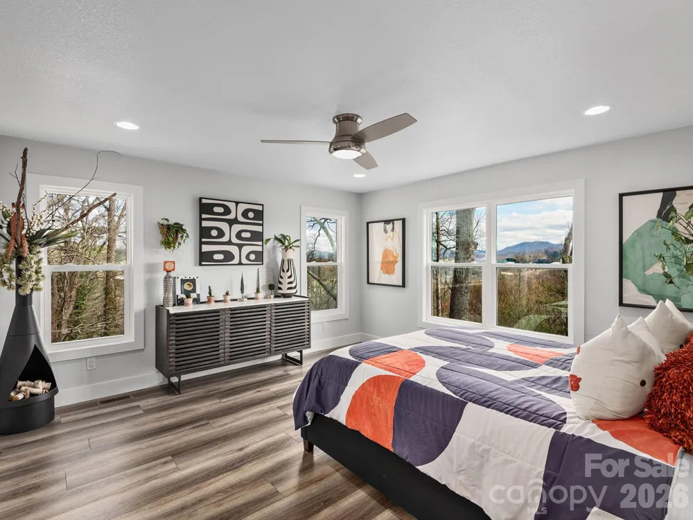 56 Kammerer Drive Waynesville, NC 28785