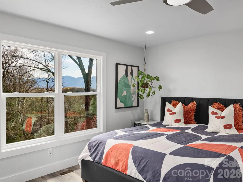 56 Kammerer Drive Waynesville, NC 28785