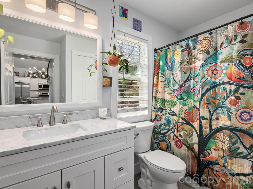 56 Kammerer Drive Waynesville, NC 28785