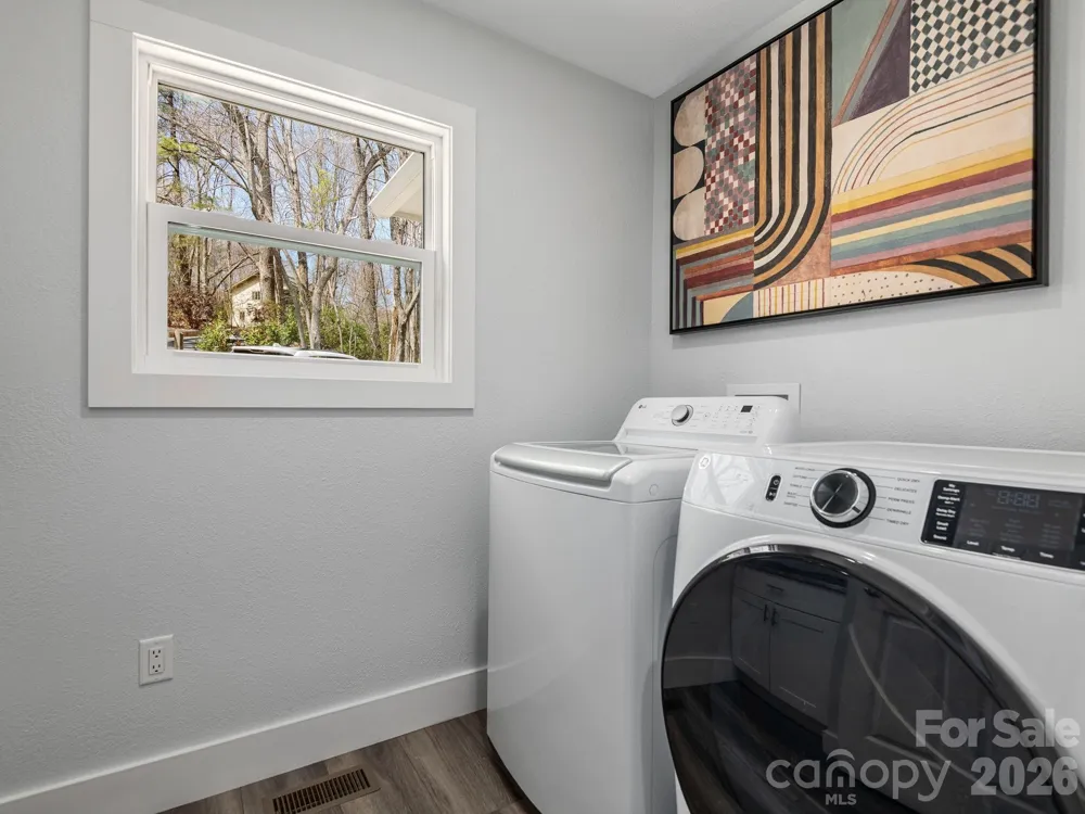 56 Kammerer Drive Waynesville, NC 28785