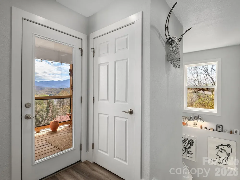 56 Kammerer Drive Waynesville, NC 28785