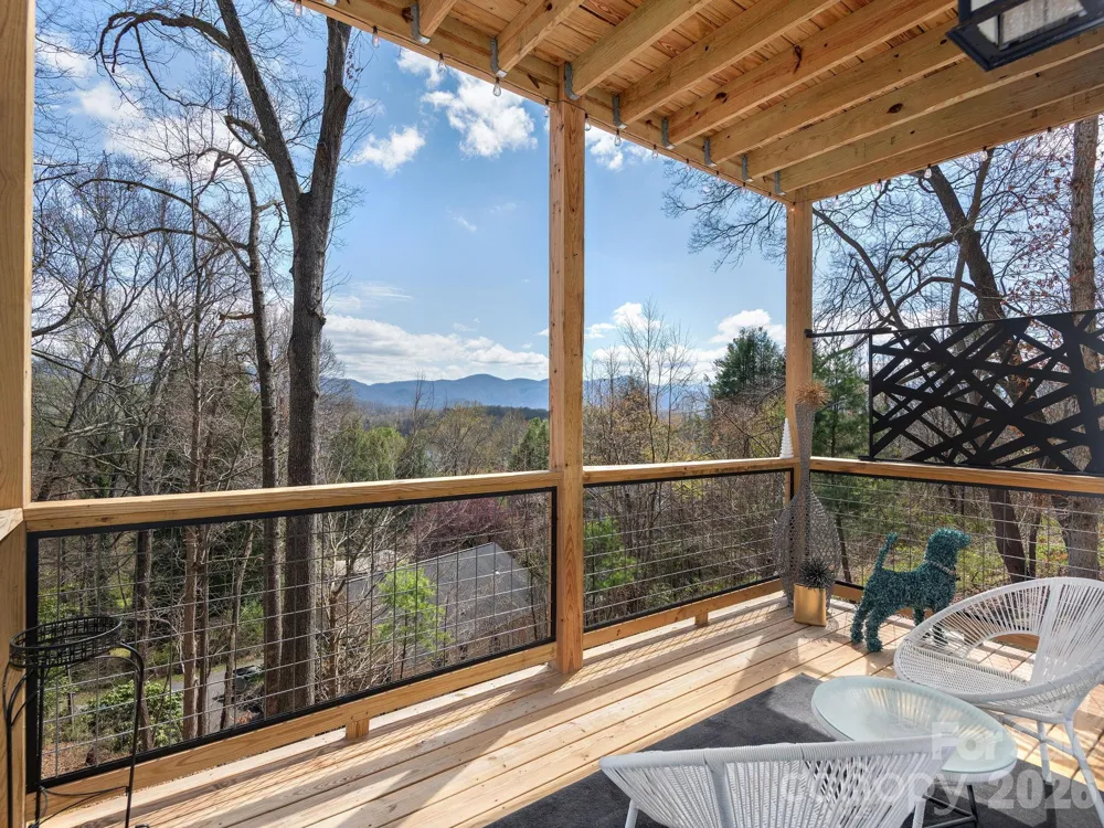 56 Kammerer Drive Waynesville, NC 28785