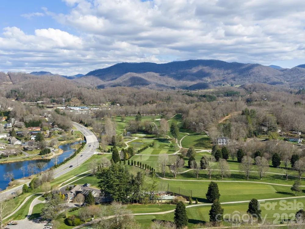 56 Kammerer Drive Waynesville, NC 28785
