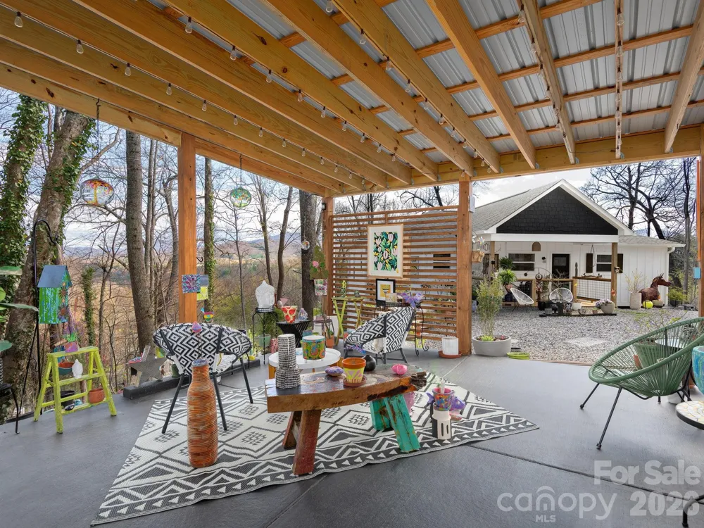 56 Kammerer Drive Waynesville, NC 28785