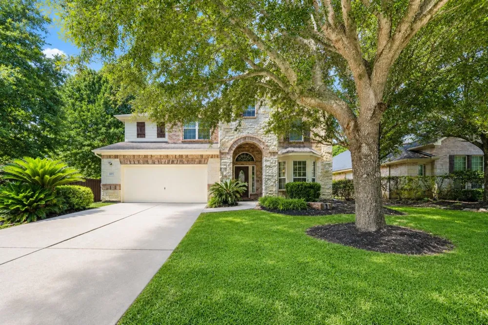 10005 Willowmoor Lane Brookshire, TX 77423