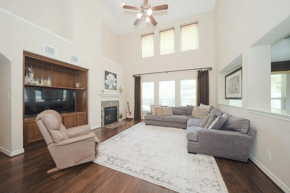 10005 Willowmoor Lane Brookshire, TX 77423