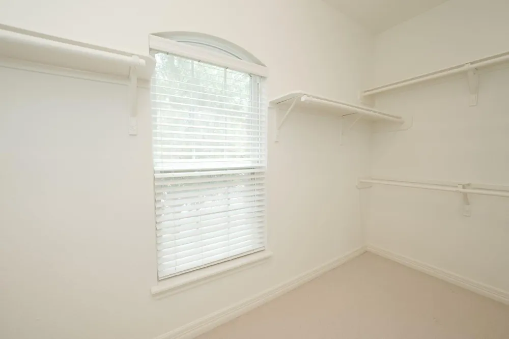 10005 Willowmoor Lane Brookshire, TX 77423