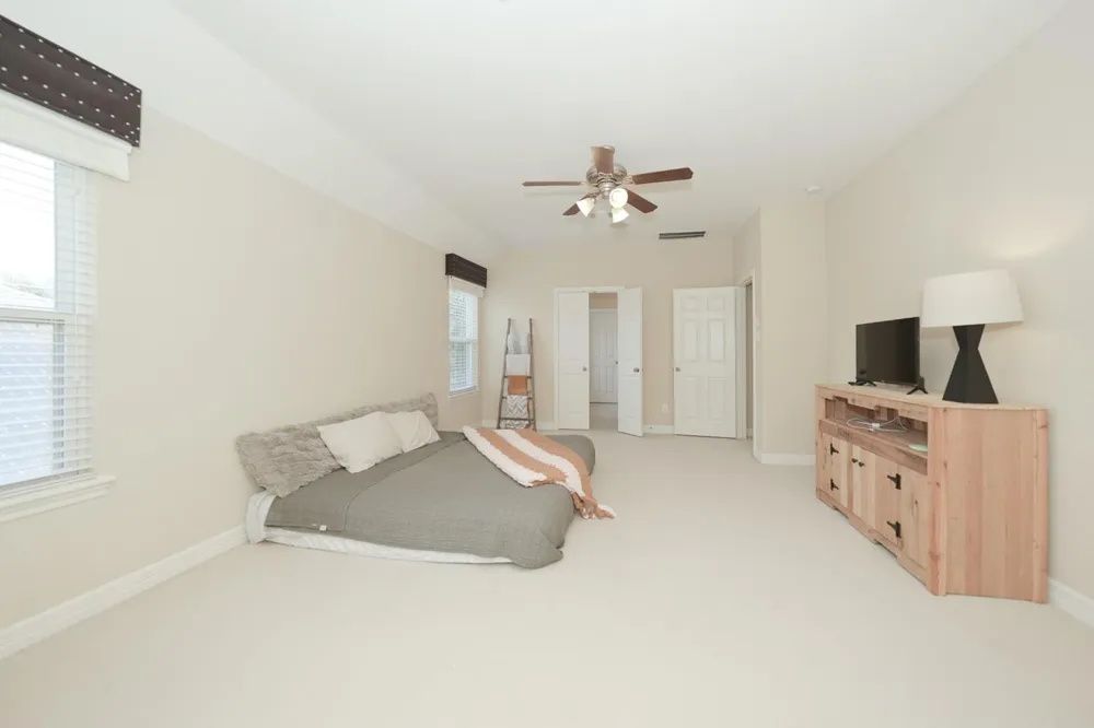 10005 Willowmoor Lane Brookshire, TX 77423