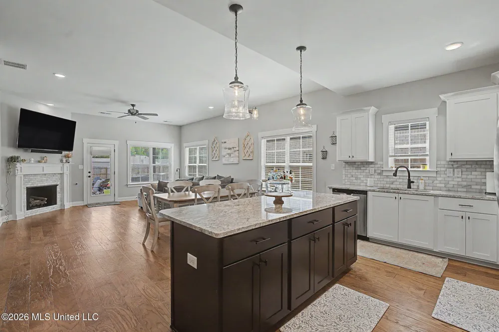 7559 Crosswinds Boulevard Hernando, MS 38632