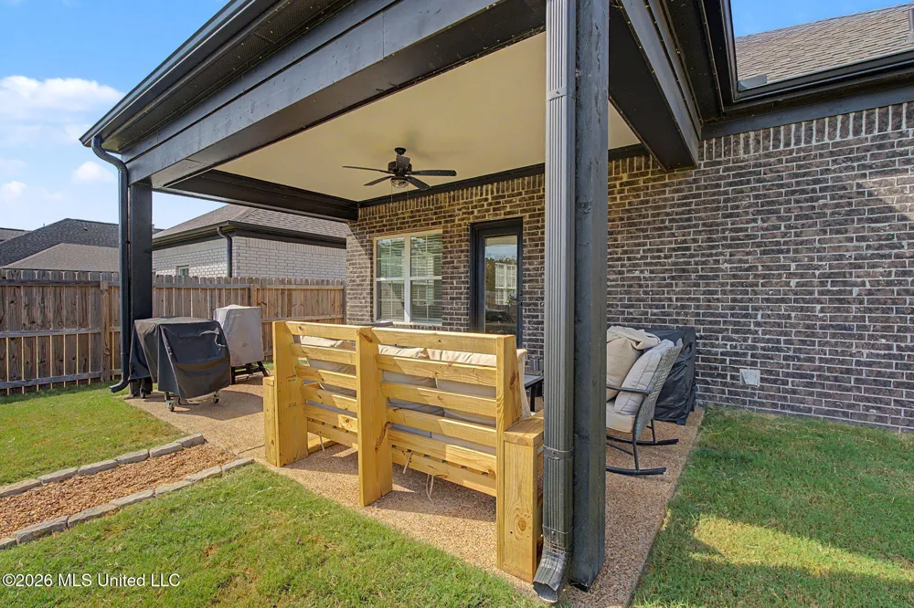 7559 Crosswinds Boulevard Hernando, MS 38632