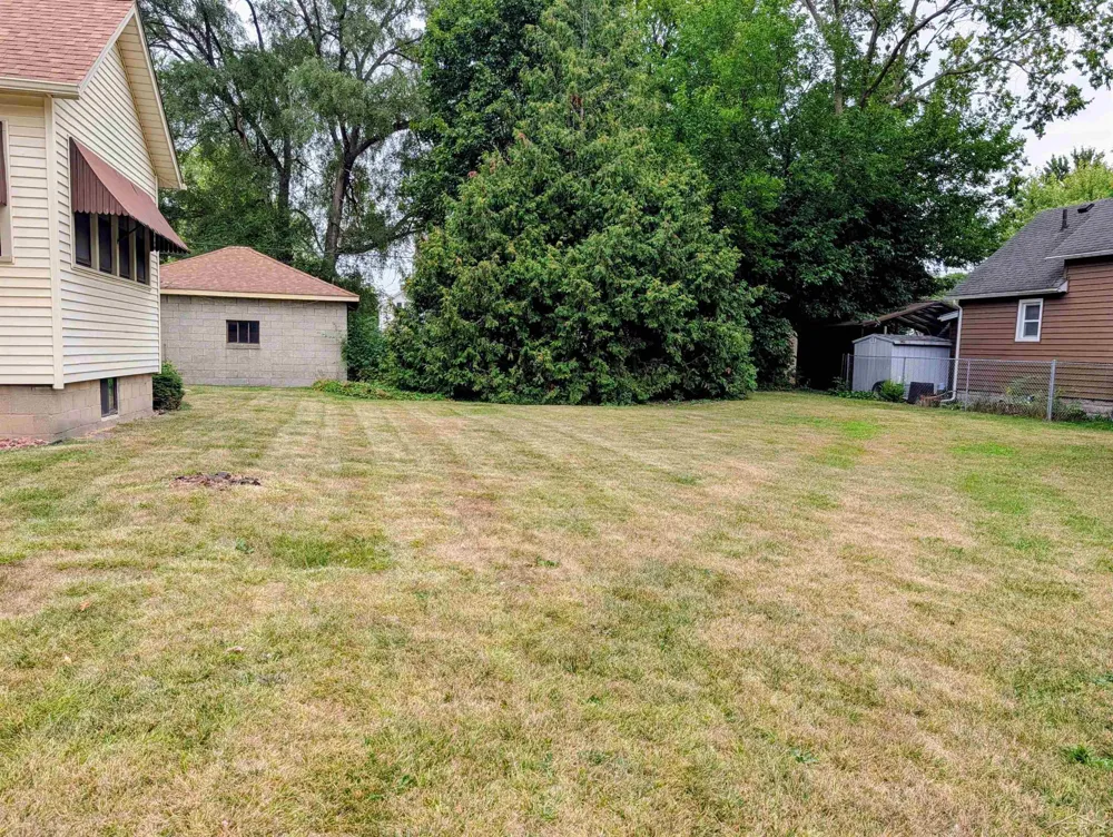 1205 Wilson Street Bay City City, MI 48708