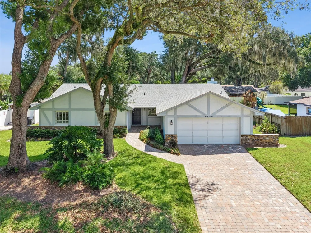 4429 CAROLWOOD STREET Orlando, FL 32812