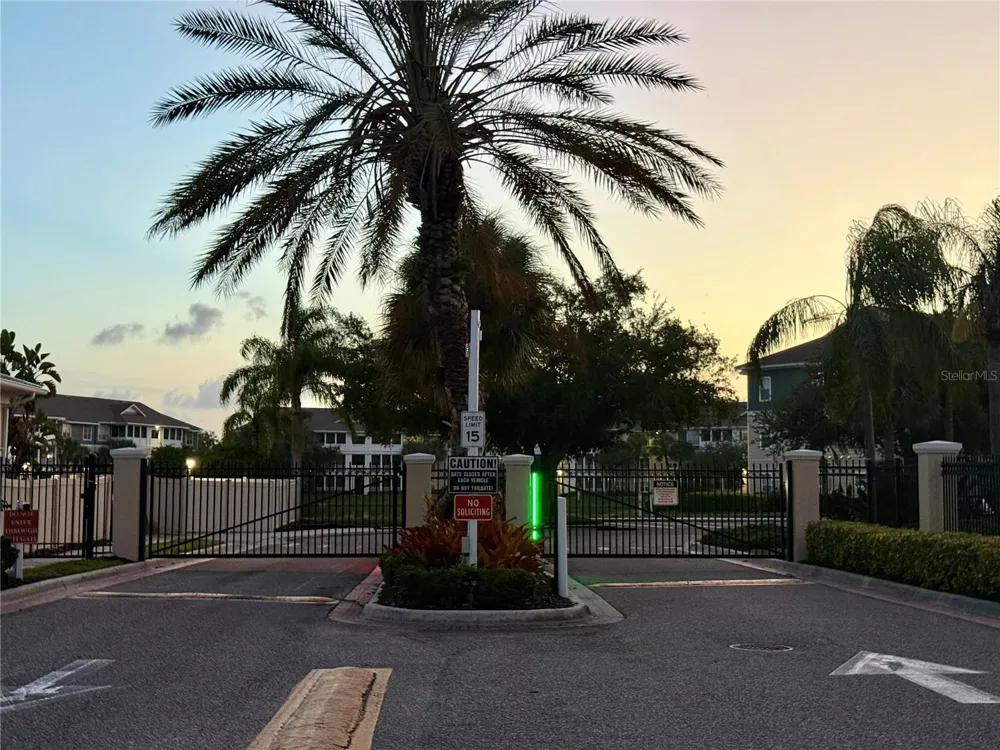 4802 51ST STREET W #623 Bradenton, FL 34210