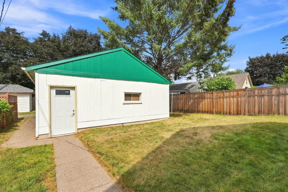 1211 Blair Avenue Saint Paul, MN 55104