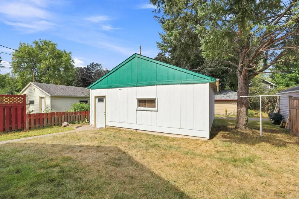 1211 Blair Avenue Saint Paul, MN 55104