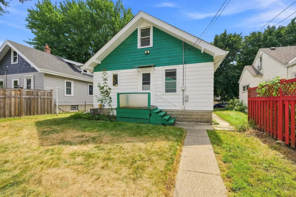 1211 Blair Avenue Saint Paul, MN 55104