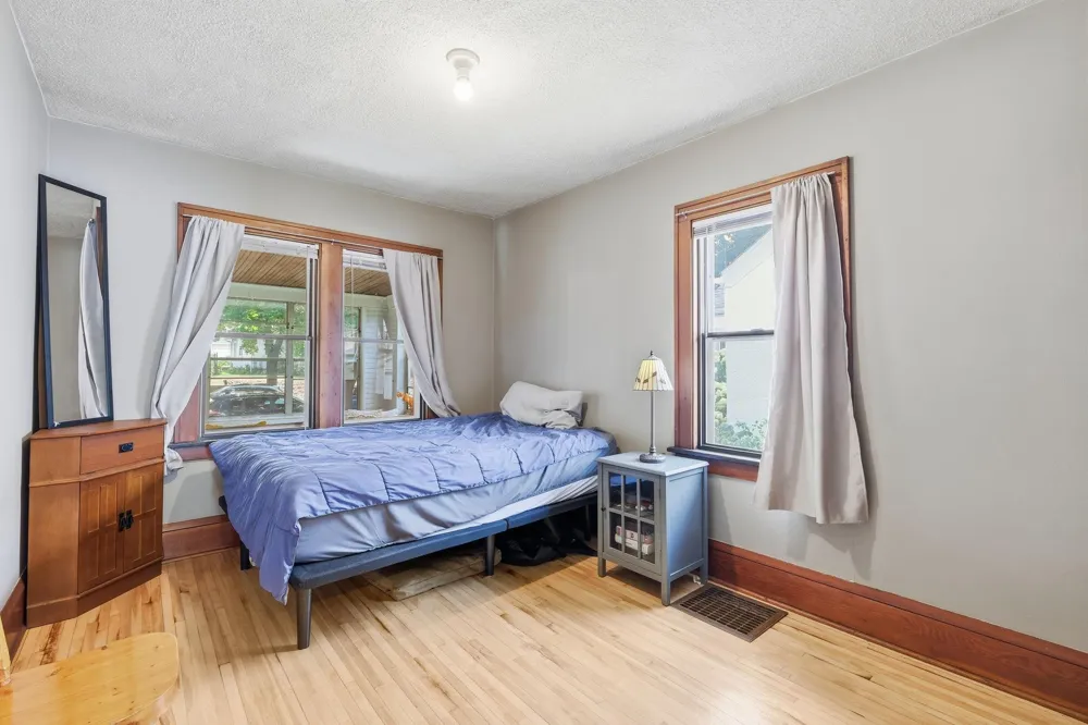 1211 Blair Avenue Saint Paul, MN 55104