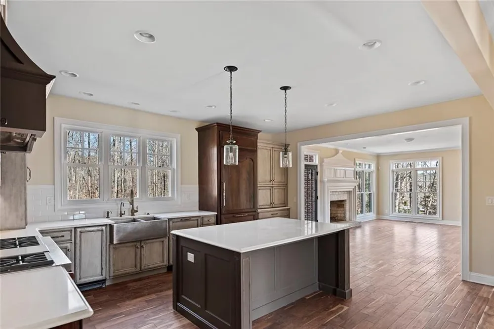 1040 Little River Way Alpharetta, GA 30004