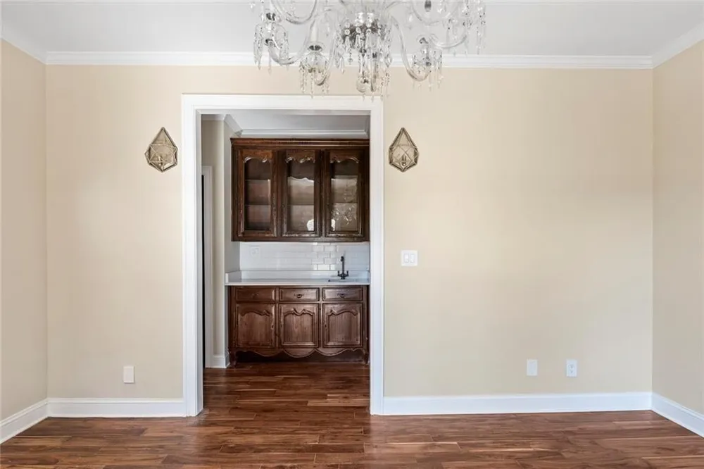 1040 Little River Way Alpharetta, GA 30004