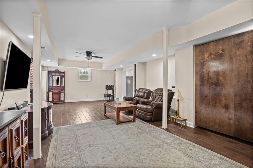 1040 Little River Way Alpharetta, GA 30004