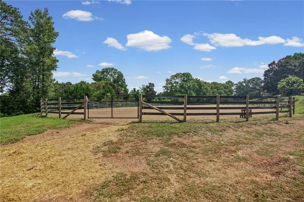 1040 Little River Way Alpharetta, GA 30004