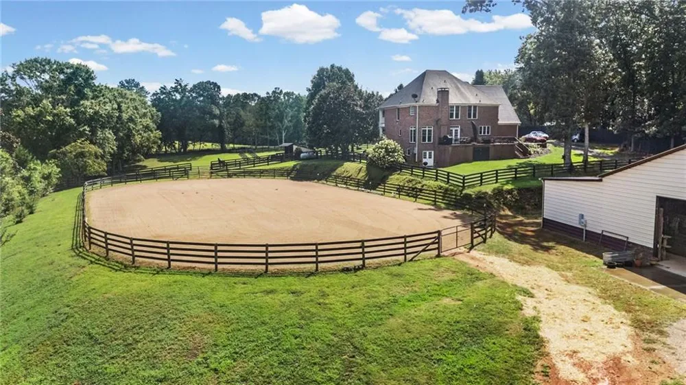 1040 Little River Way Alpharetta, GA 30004