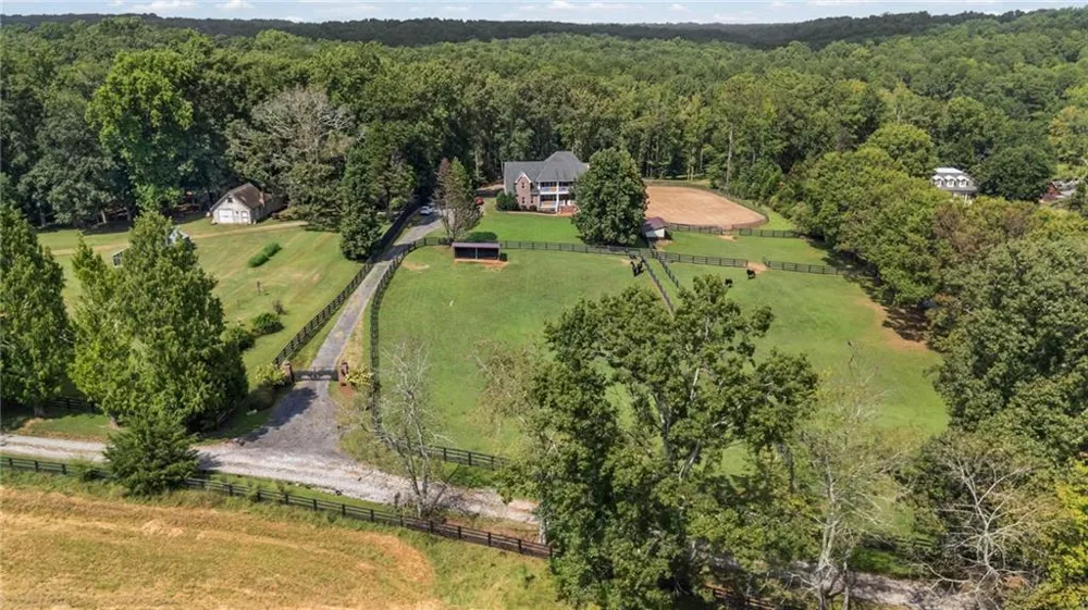 1040 Little River Way Alpharetta, GA 30004