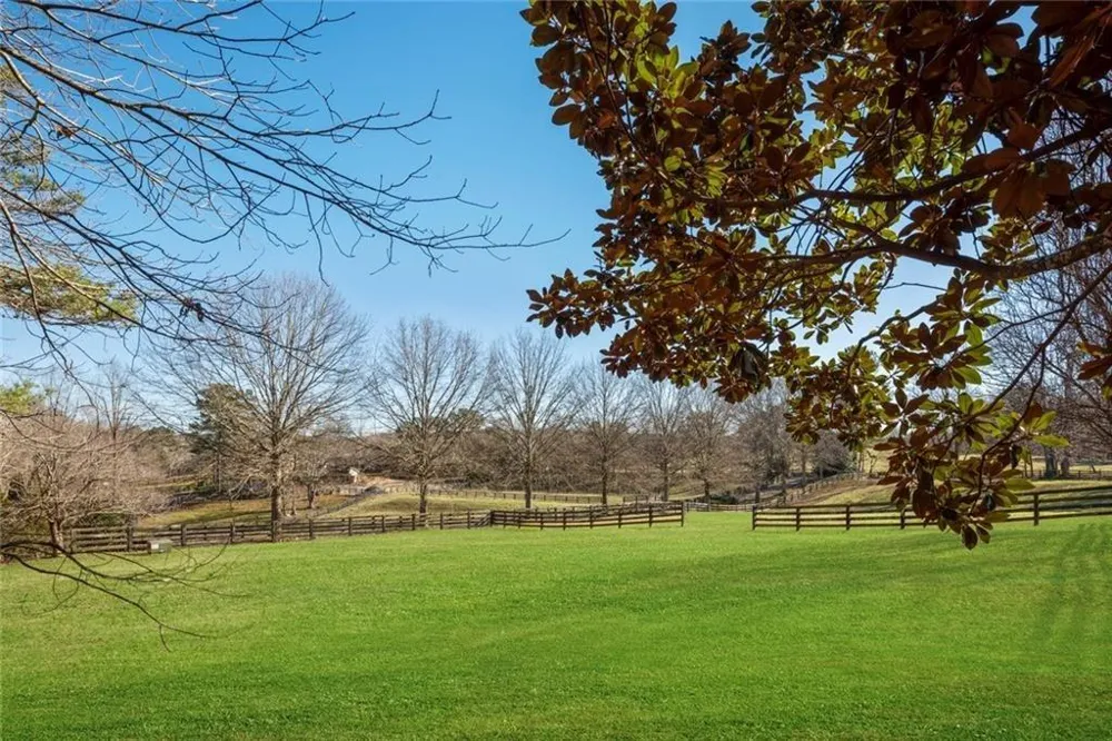 1040 Little River Way Alpharetta, GA 30004