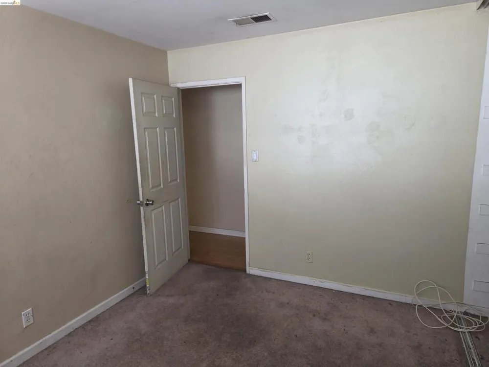 3128 G St. Antioch, CA 94509