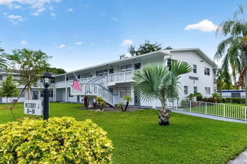 169 Westbury J #169