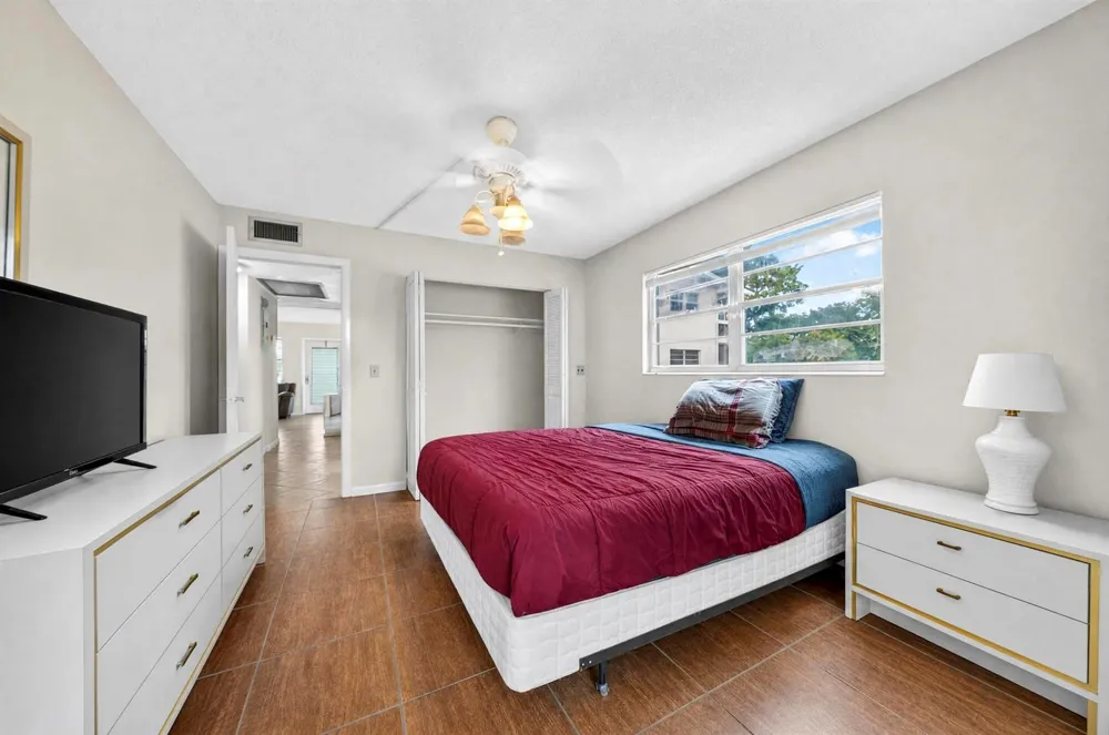 169 Westbury J #169 Deerfield Beach, FL 33442