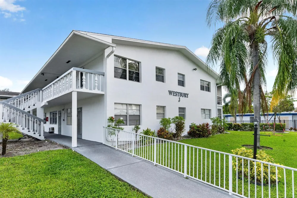 169 Westbury J #169 Deerfield Beach, FL 33442