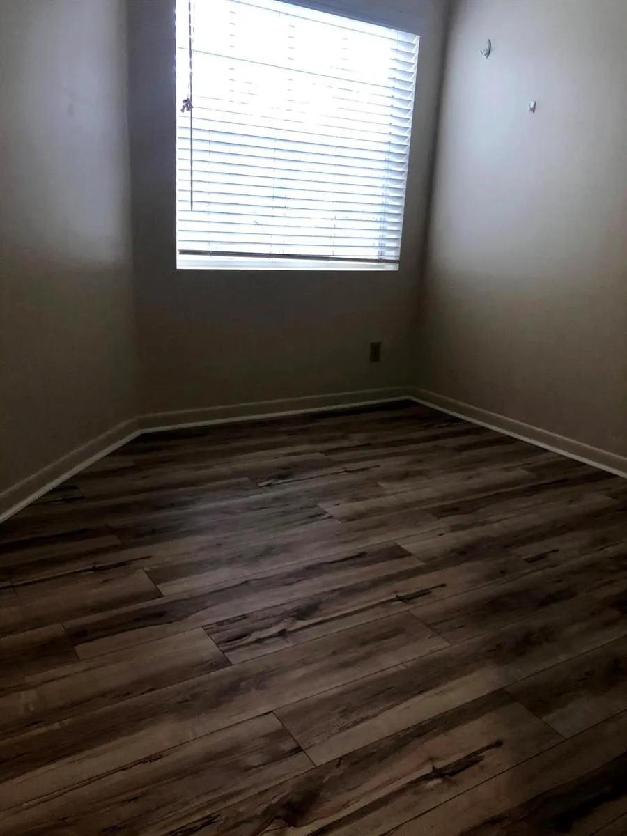 1371 COTTONWOOD CIRCLE Weston, FL 33326
