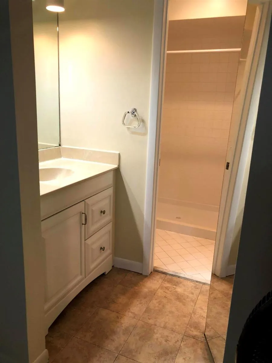 1371 COTTONWOOD CIRCLE Weston, FL 33326