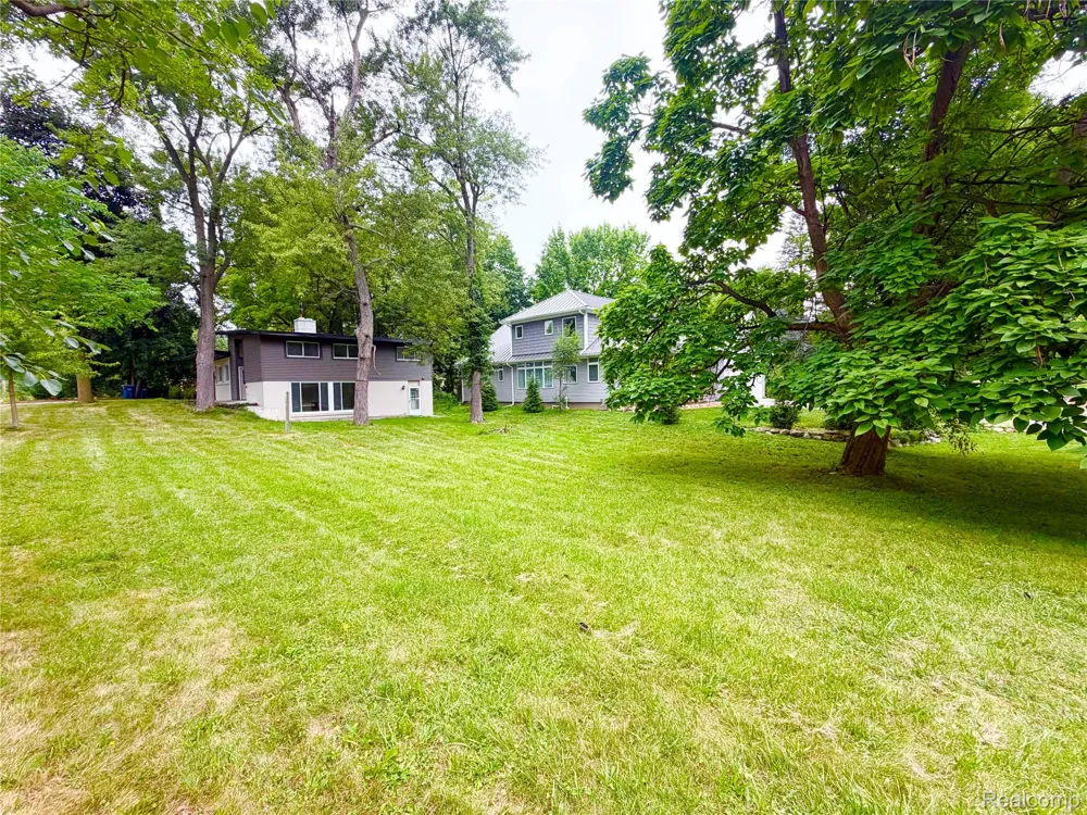 2920 Valley Drive Ann Arbor City, MI 48103