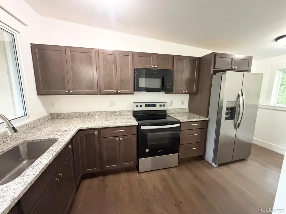2920 Valley Drive Ann Arbor City, MI 48103