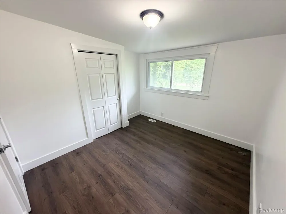 2920 Valley Drive Ann Arbor City, MI 48103