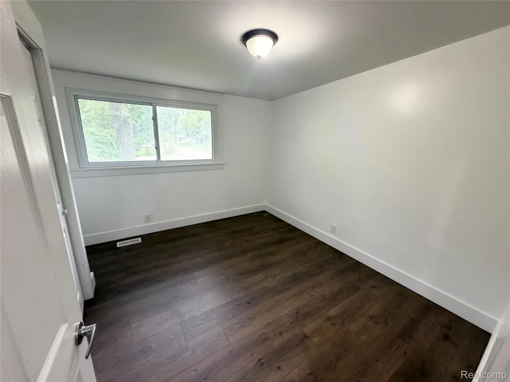 2920 Valley Drive Ann Arbor City, MI 48103