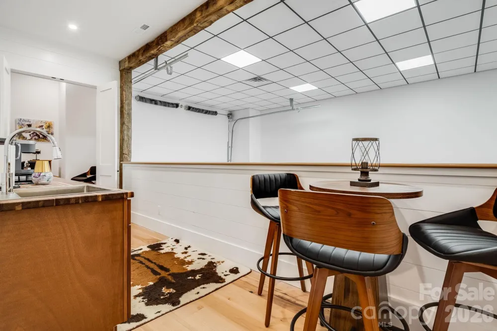 115 Speed Way #B Lake Toxaway, NC 28747