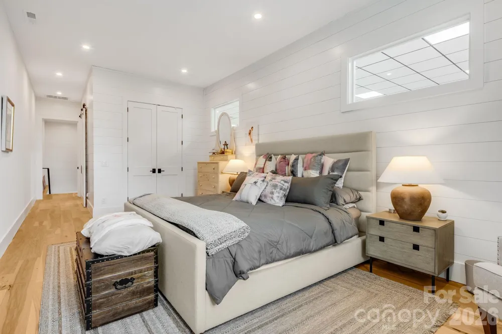 115 Speed Way #B Lake Toxaway, NC 28747
