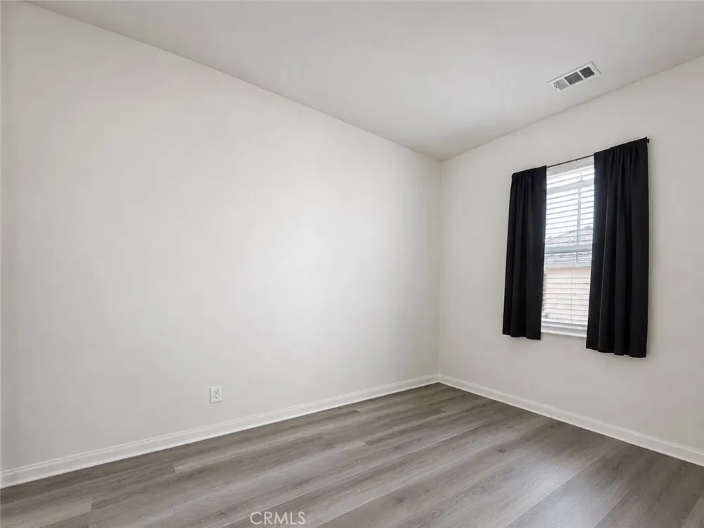 26264 Jasmiine Avenue Murrieta, CA 92563