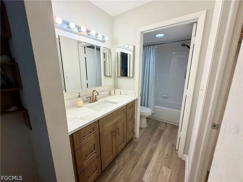 Seasons Way #116 Estero, FL 33928