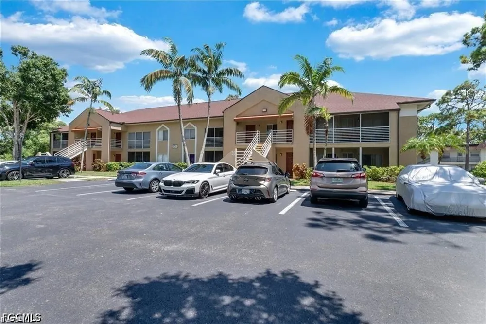 Seasons Way #116 Estero, FL 33928