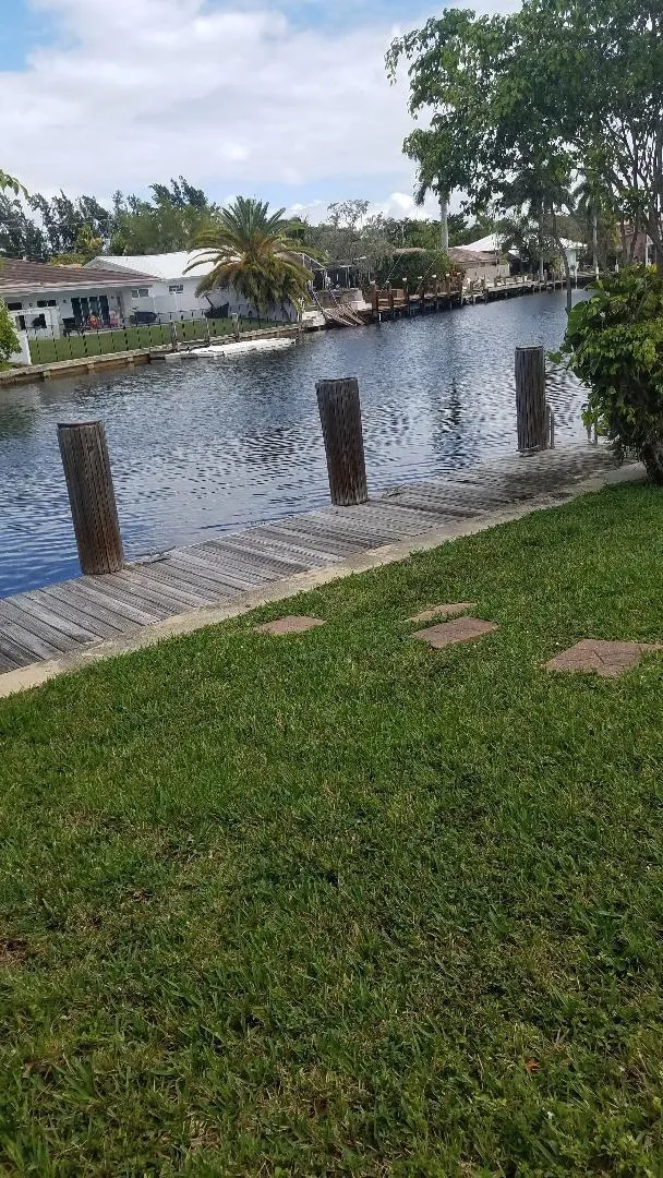 2801 NE 59th Court Fort Lauderdale, FL 33308