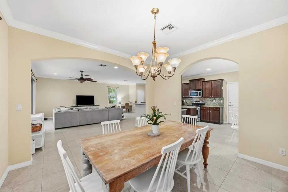 8462 LYONS RANCHES ROAD Boynton Beach, FL 33472
