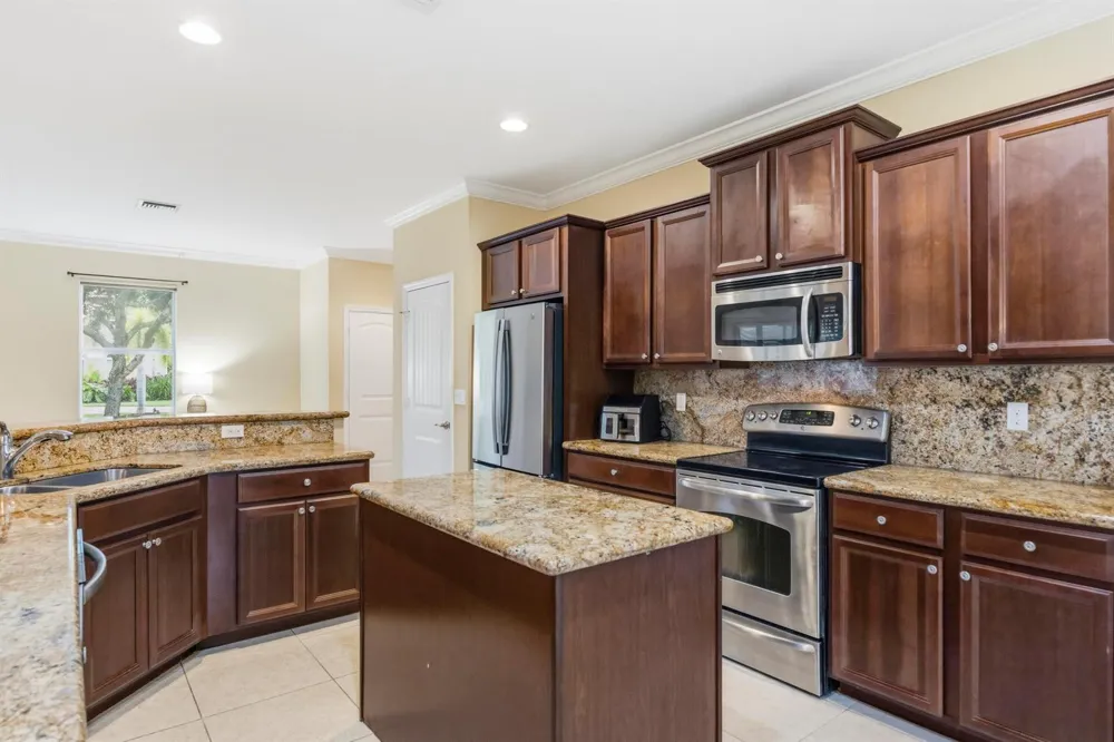 8462 LYONS RANCHES ROAD Boynton Beach, FL 33472