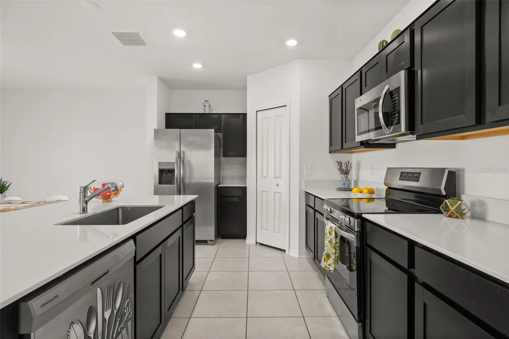 1334 DIEGO TERRACE Winter Haven, FL 33884