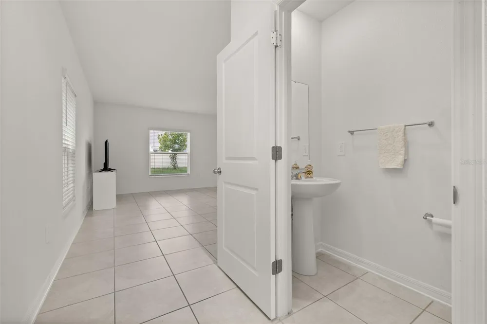 1334 DIEGO TERRACE Winter Haven, FL 33884