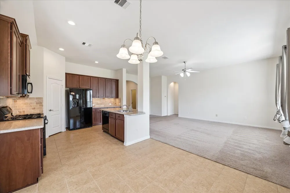 205 Brookwood Park Lane Dickinson, TX 77539
