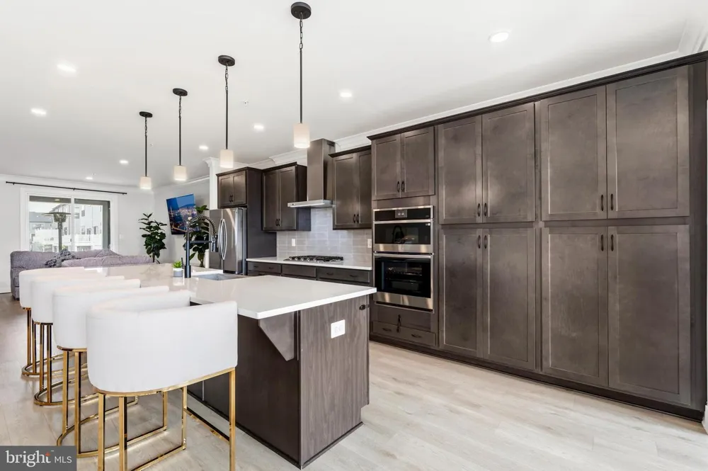 16007 HYDE PARK PLACE Bowie, MD 20716